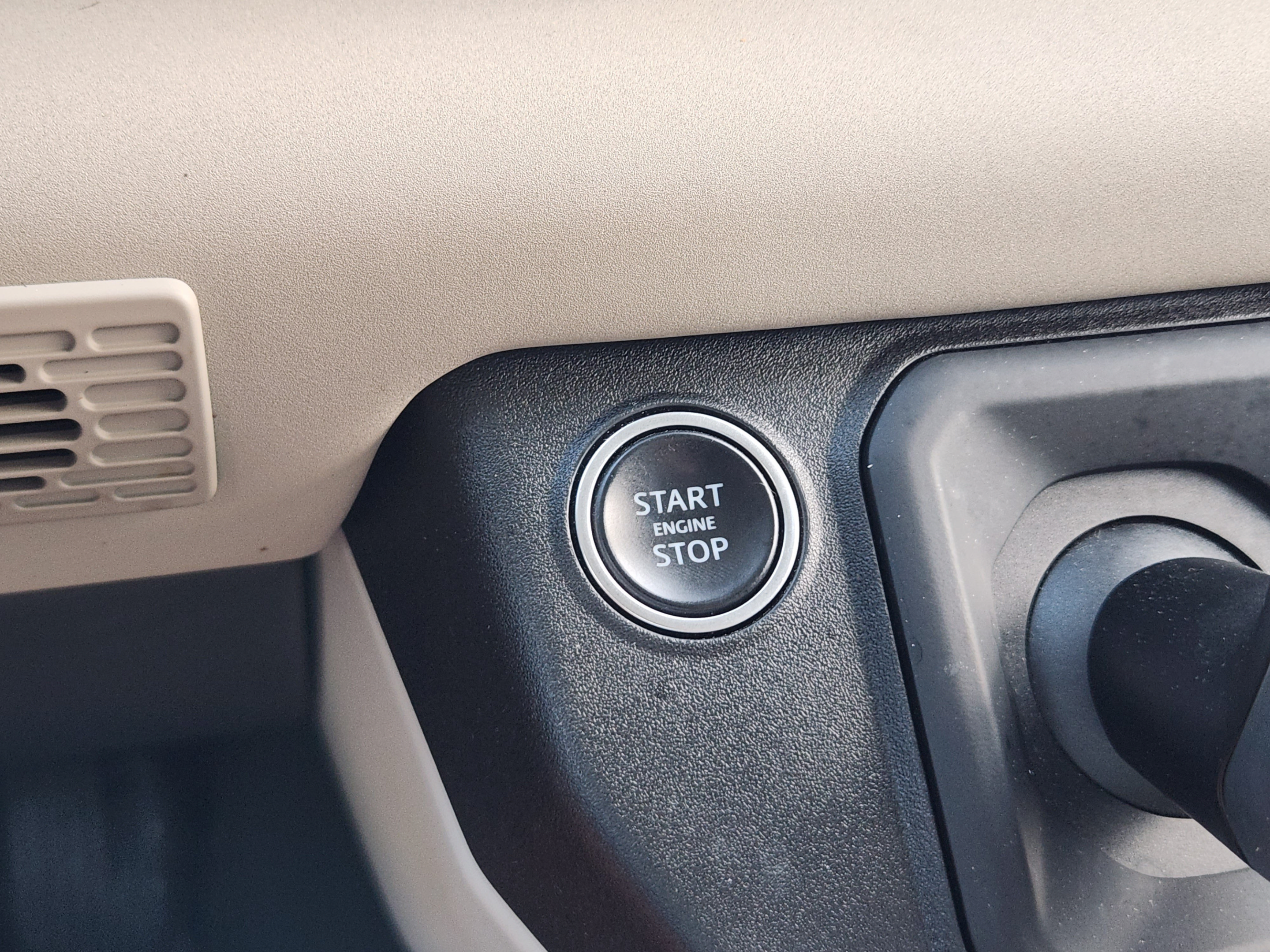 Certified 2023 Land Rover Defender 110 S AWD/4WD image 16
