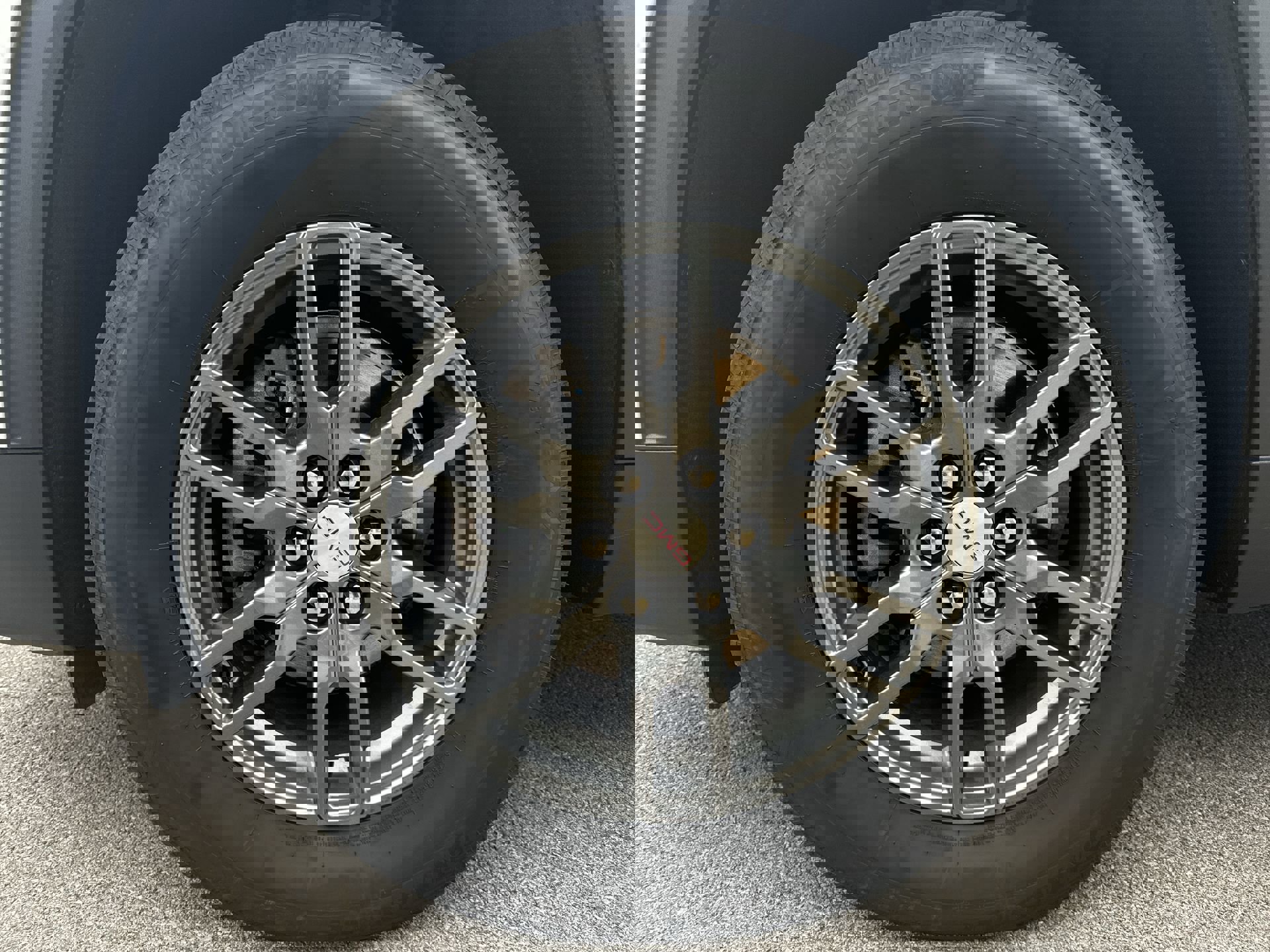 Certified 2025 GMC Acadia Elevation image 31