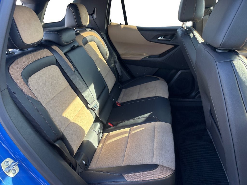 Used 2026 Chevrolet Equinox ACTIV w/ Convenience Package III AWD/4WD image 18