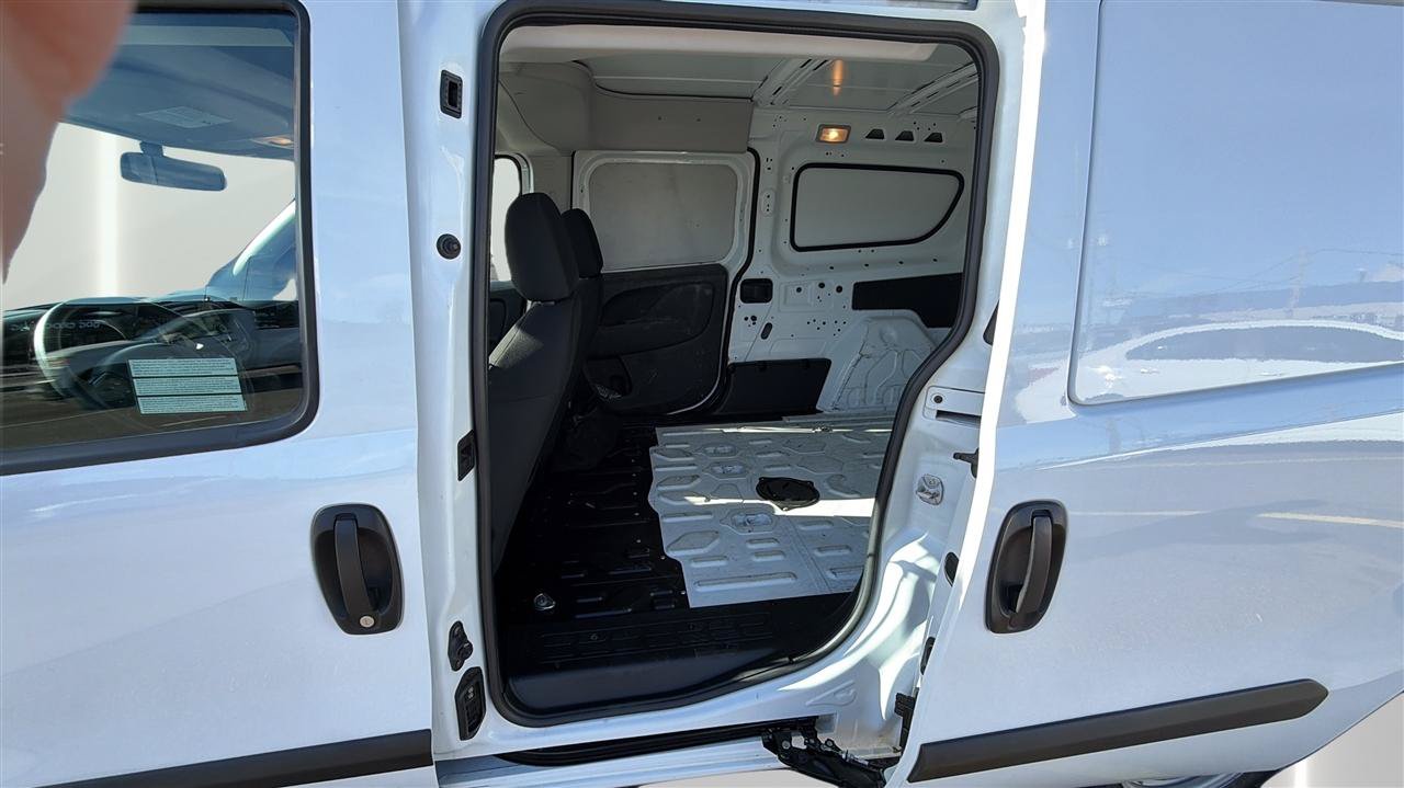 Used 2022 RAM ProMaster City Tradesman FWD image 24