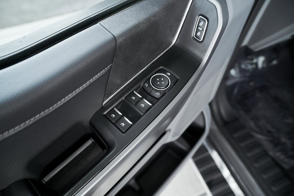 Used 2025 Ford F150 XLT w/ Equipment Group 301A Standard image 24