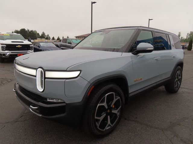 Used 2024 Rivian R1S Adventure AWD/4WD image 3
