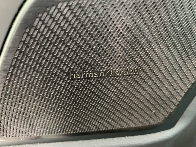 Certified 2022 Volvo XC60 B5 Inscription w/ Climate Package image 10