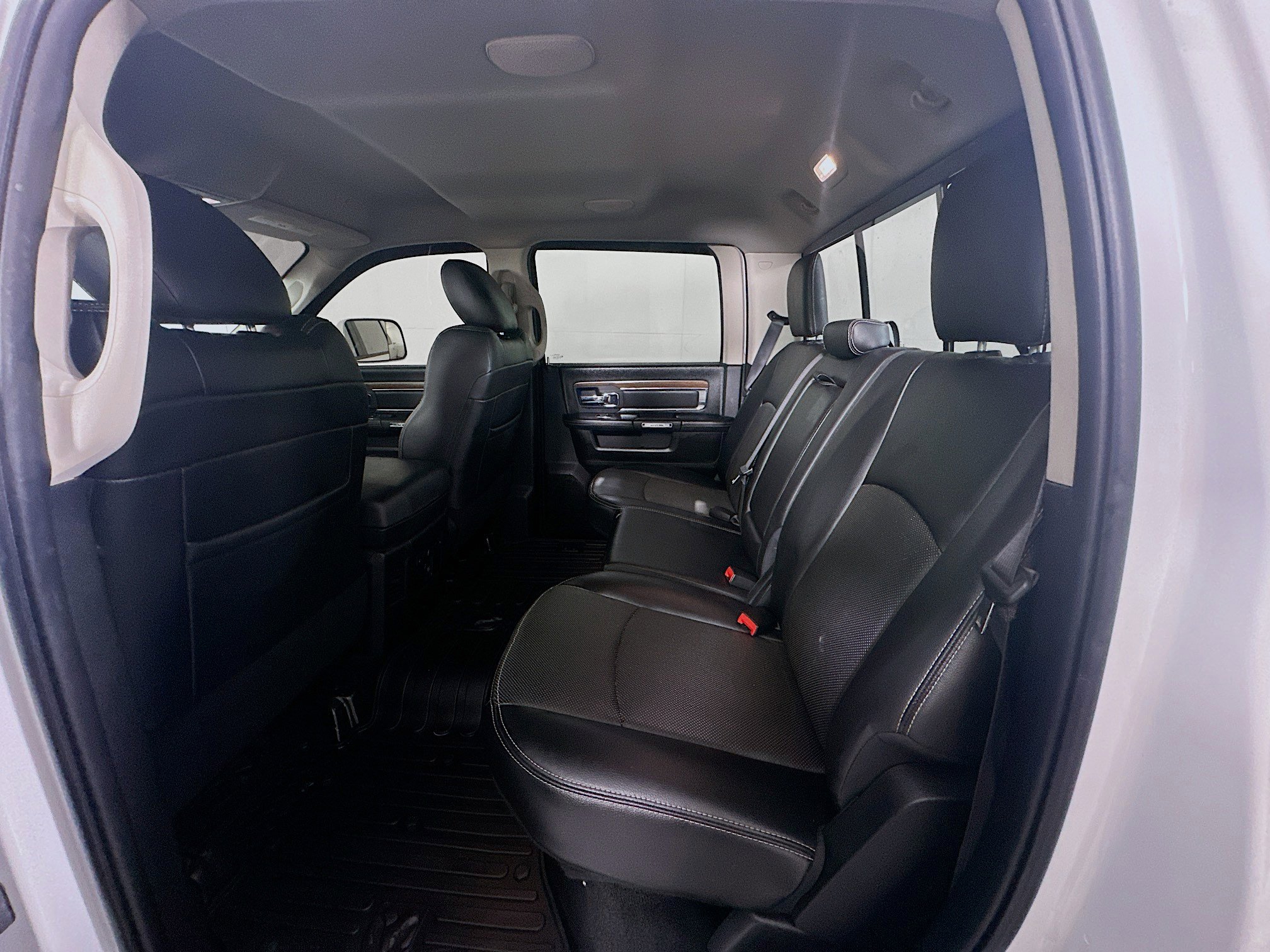 Used 2017 RAM 2500 Laramie AWD/4WD image 26