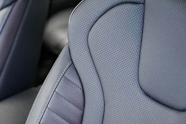 New 2026 Hyundai Elantra Limited FWD image 29