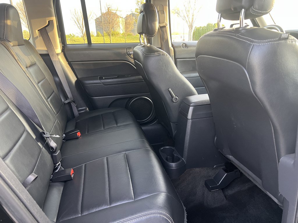 Used 2017 Jeep Patriot High Altitude image 14