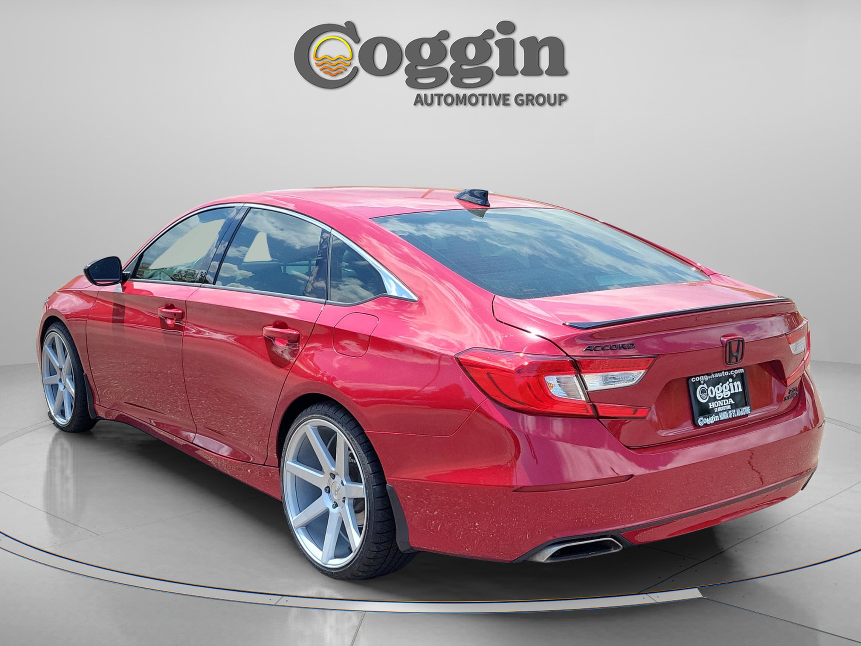 Used 2022 Honda Accord Sport image 3