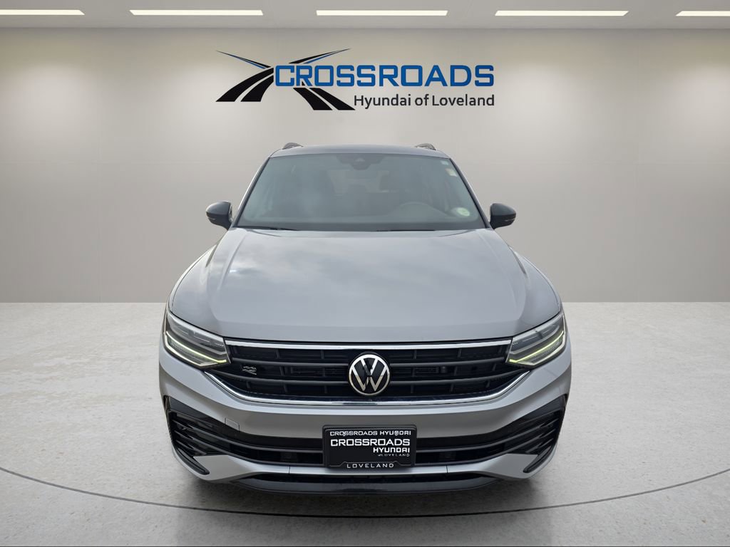 Used 2023 Volkswagen Tiguan SE R-Line image 8