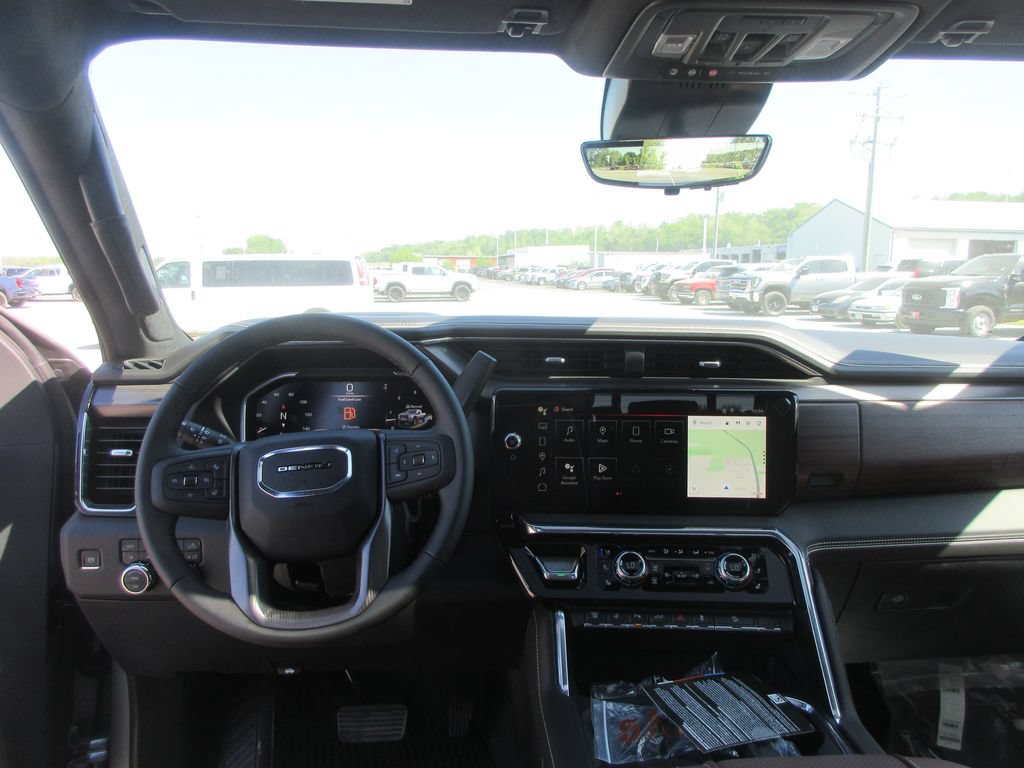 New 2026 GMC Sierra 3500 Denali Ultimate AWD/4WD image 18
