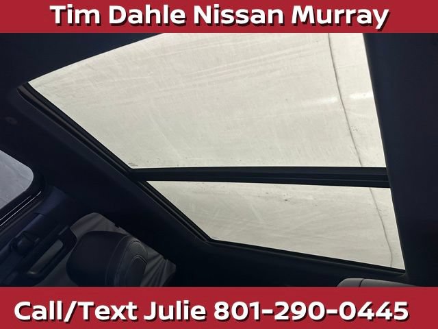 Used 2025 Toyota Tundra Platinum AWD/4WD image 33
