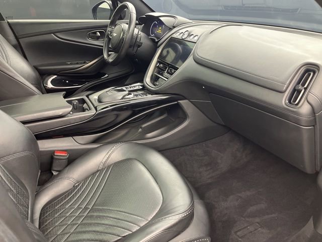 Used 2021 Aston Martin DBX image 14