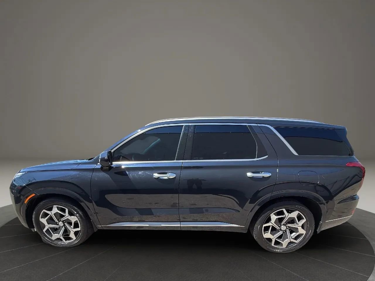 Used 2022 Hyundai Palisade Calligraphy image 8