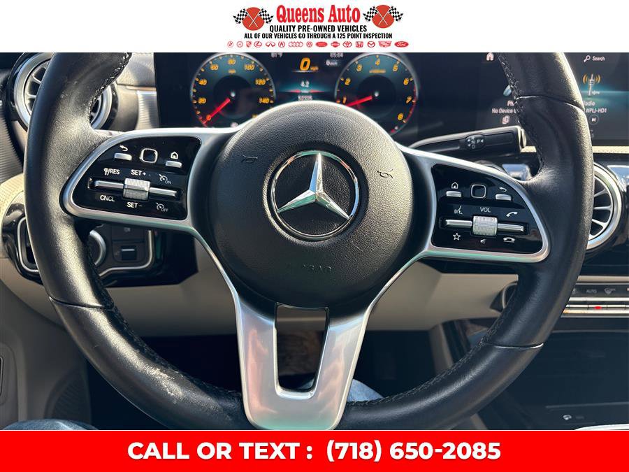 Used 2021 Mercedes-Benz CLA 250 w/ Premium Package image 19
