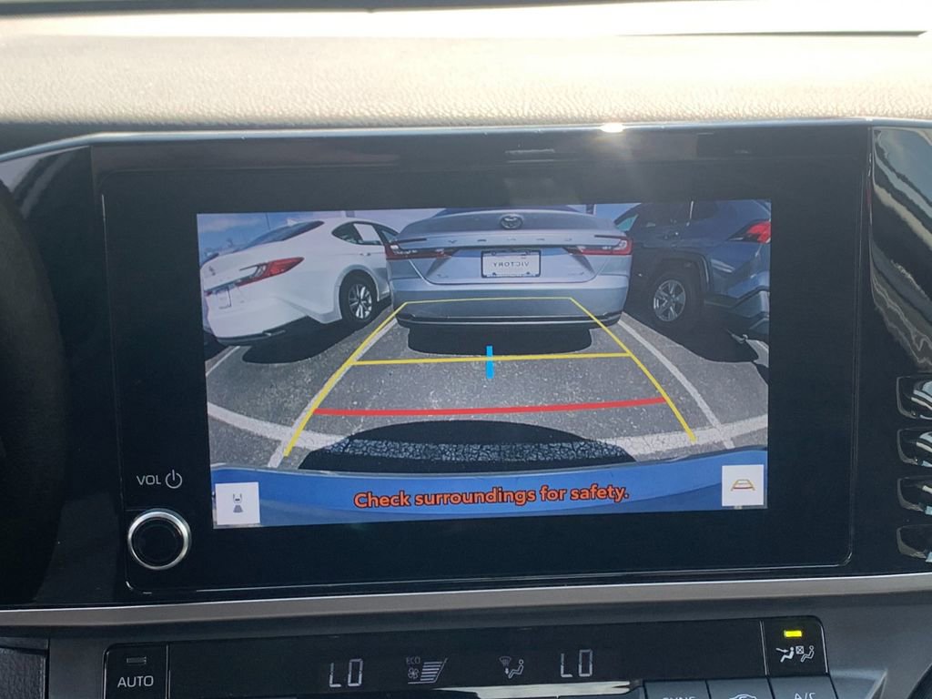 Used 2025 Toyota Camry LE FWD image 22