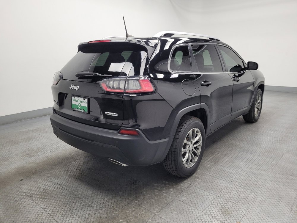 Used 2019 Jeep Cherokee Latitude Plus w/ Cold Weather Group AWD/4WD image 9