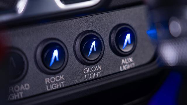 Used 2025 Jeep Gladiator Sport image 40