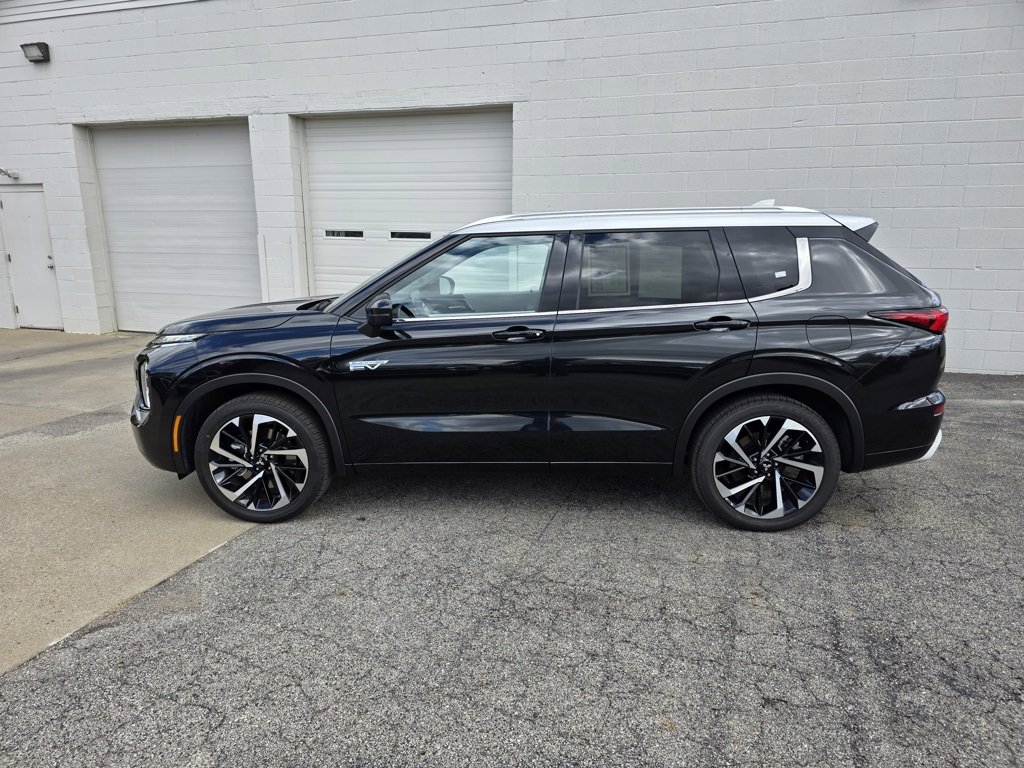 Used 2024 Mitsubishi Outlander SEL image 8