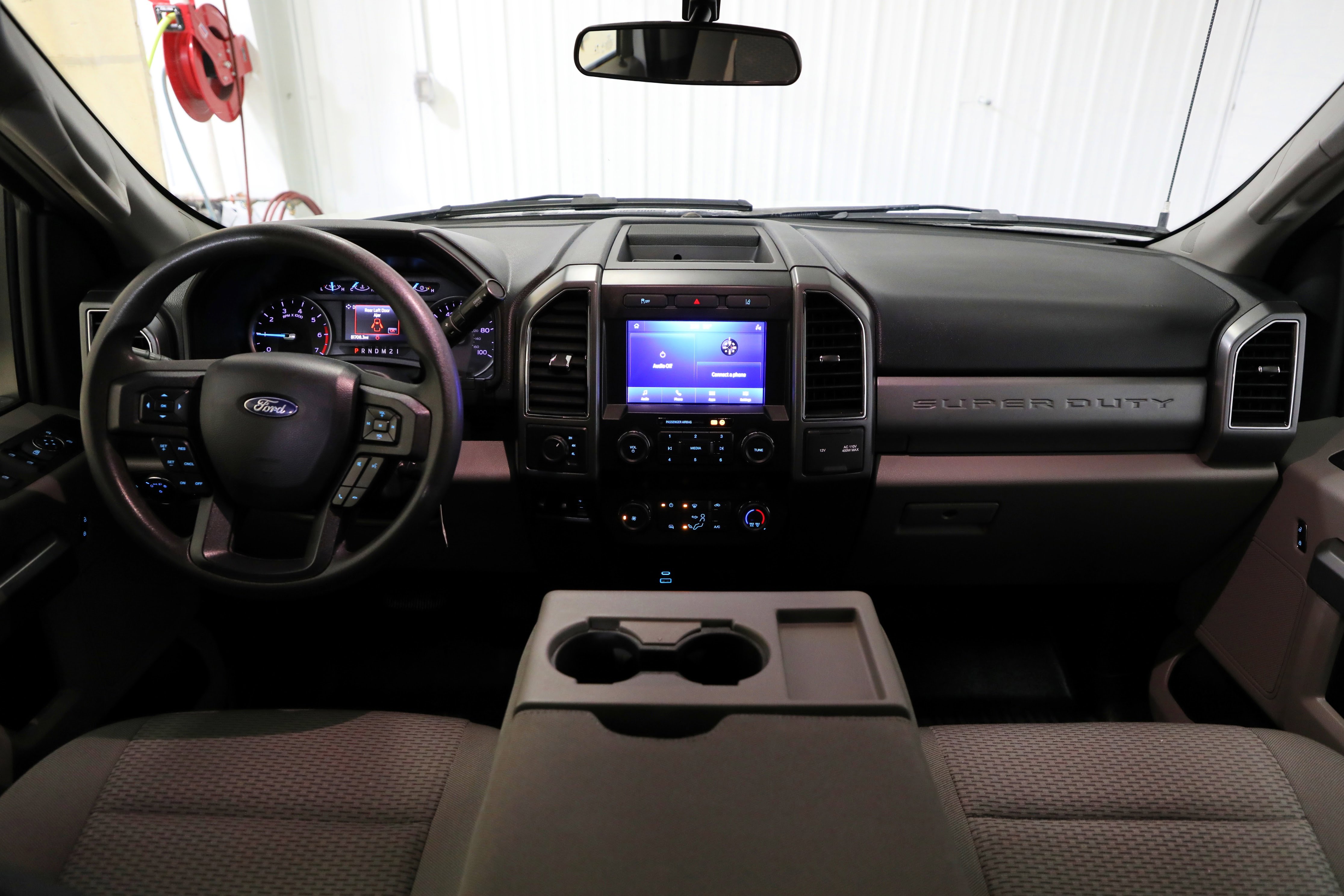 Used 2020 Ford F250 XLT image 2