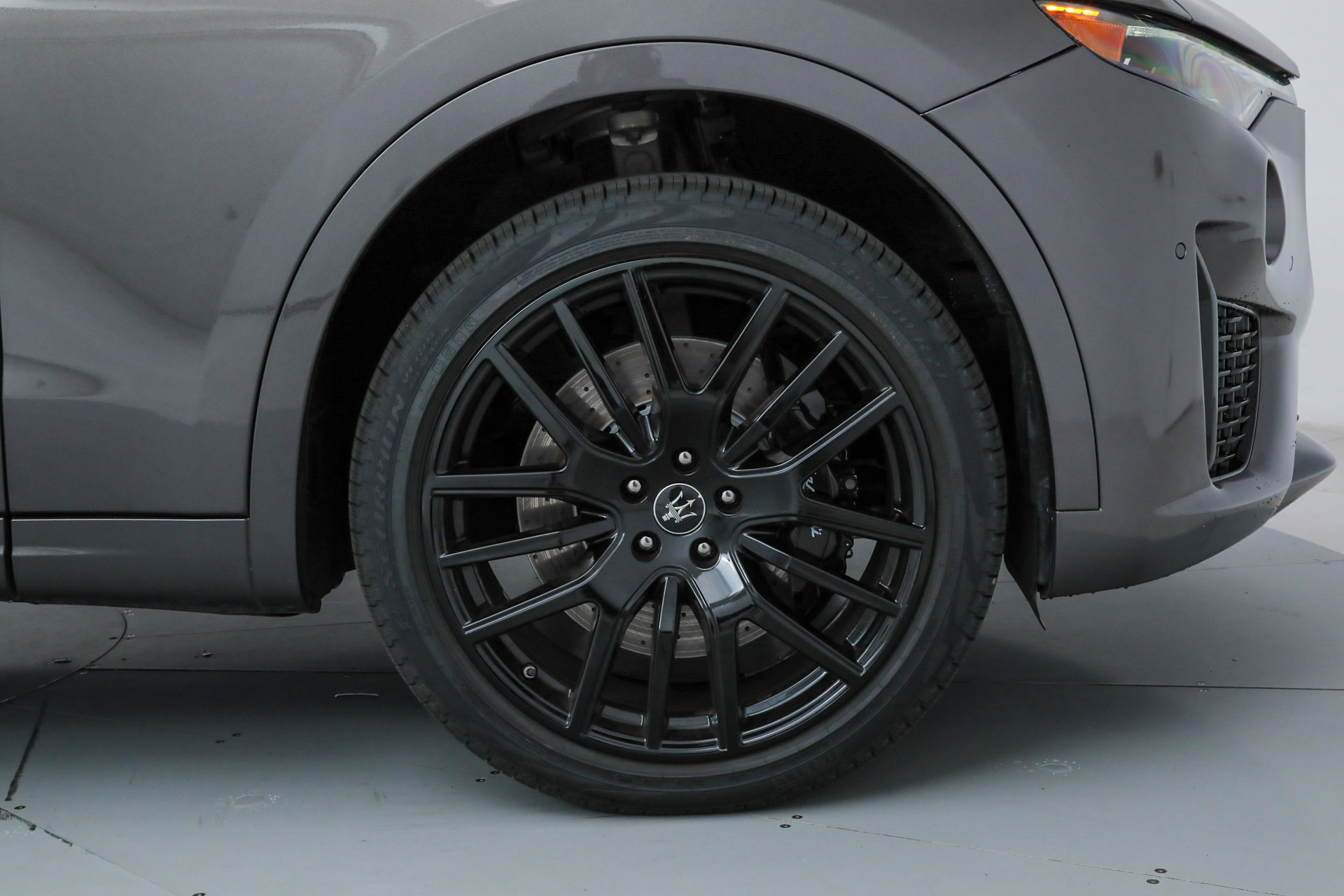 Certified 2022 Maserati Levante Modena image 19