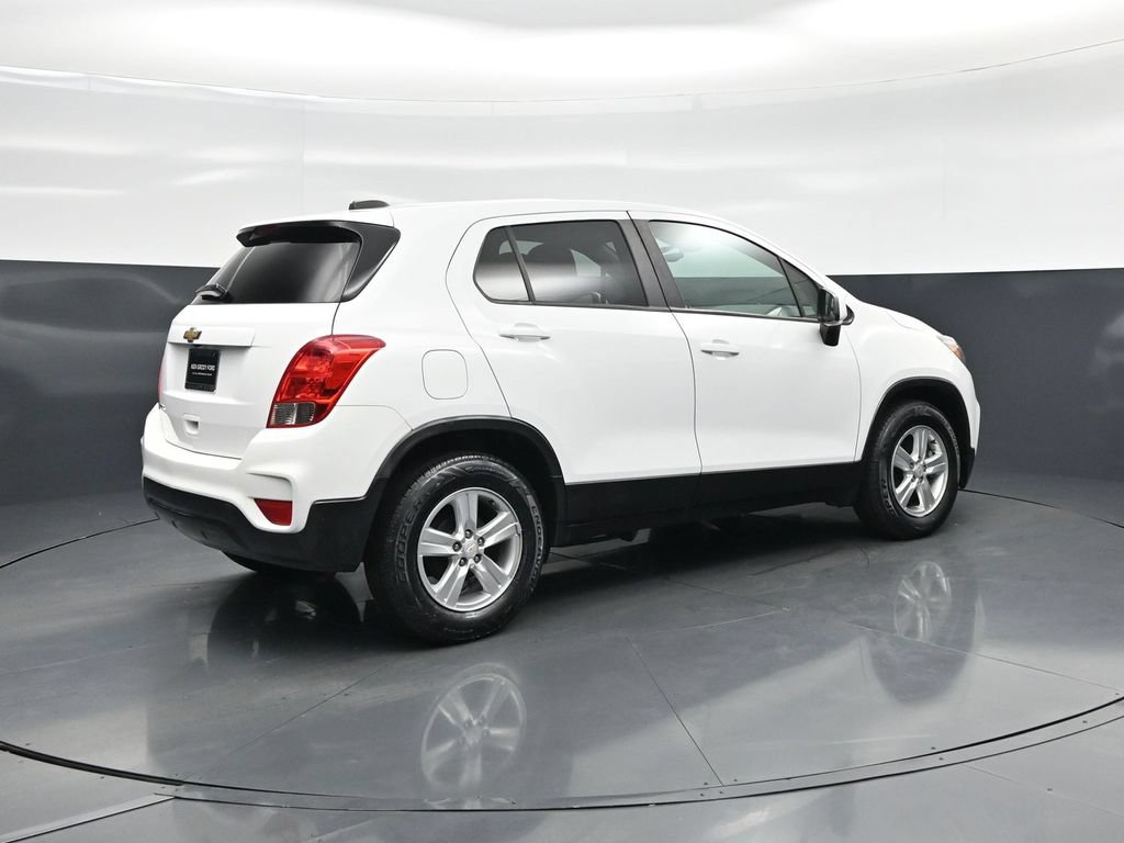 Used 2021 Chevrolet Trax LS w/ Tint and Cruise Package FWD image 27