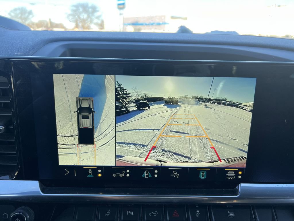 Certified 2024 Chevrolet Silverado 3500 High Country w/ Technology Package image 30