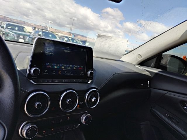 Used 2024 Nissan Sentra SV FWD image 15