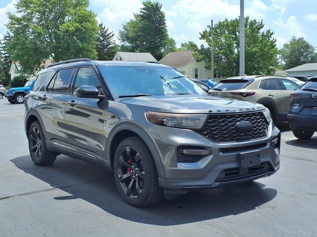 Used 2020 Ford Explorer ST w/ ST Street Pack image 3