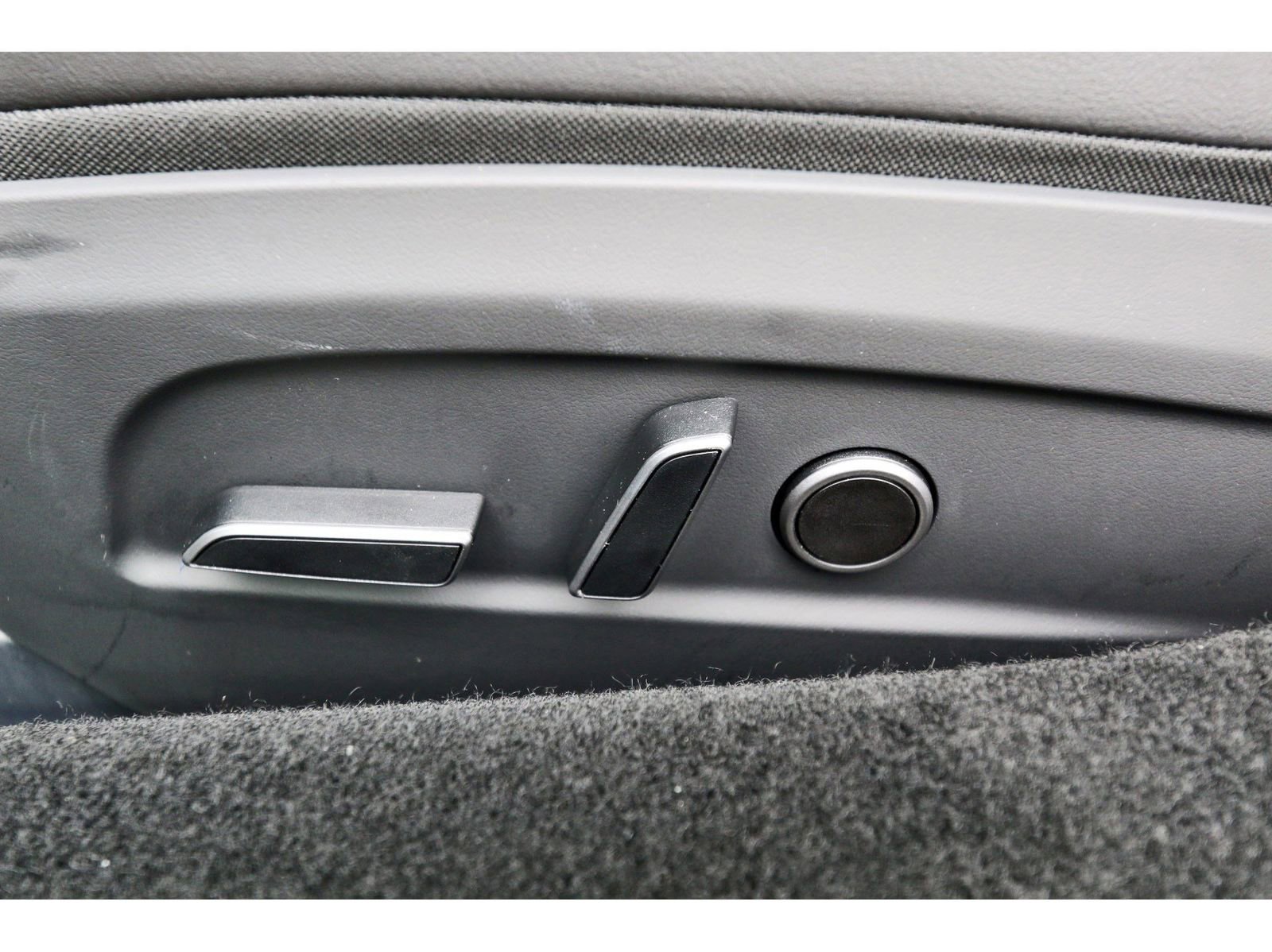 Used 2024 Tesla Model 3 Standard Range image 21