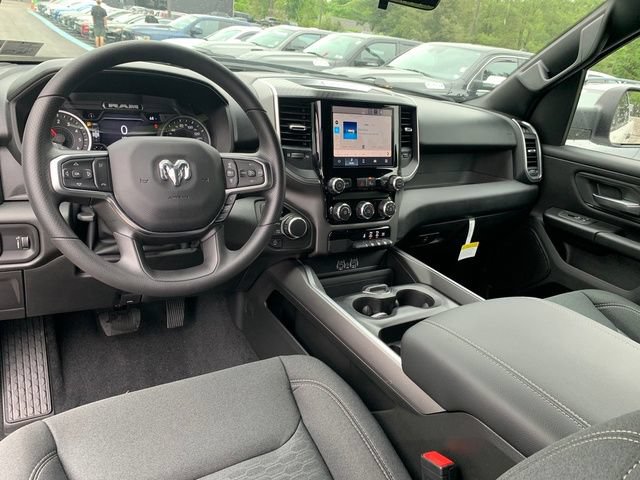 New 2026 RAM 1500 Express AWD/4WD image 14