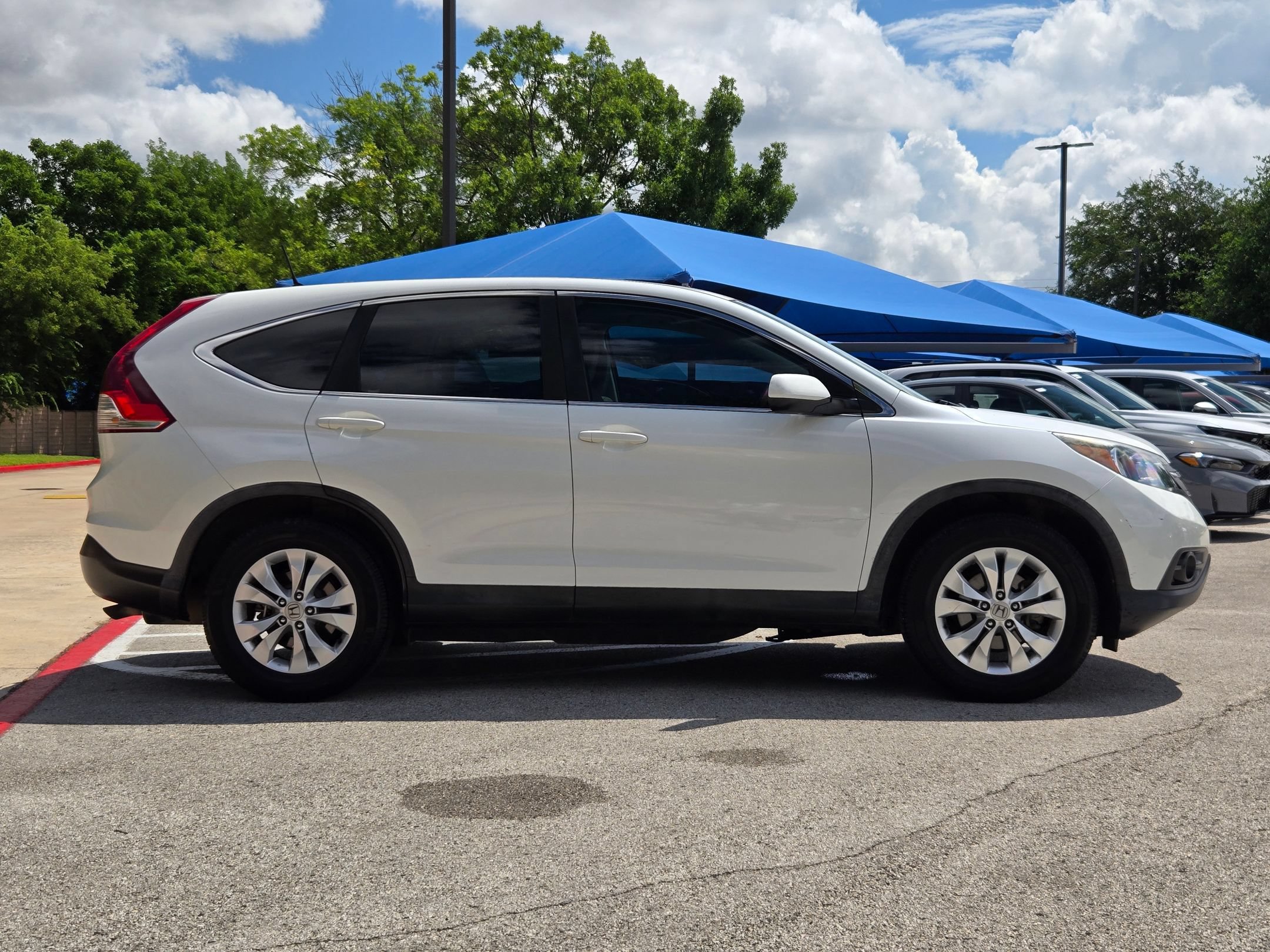 Used 2014 Honda CR-V EX image 2