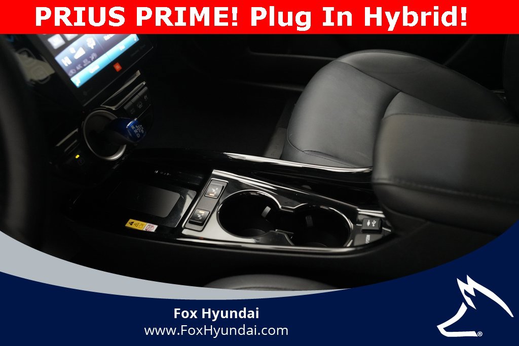 Used 2021 Toyota Prius Prime Limited w/ Carpet Mat Package (TMS) image 16