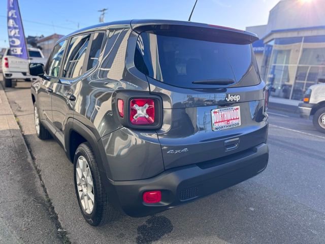 Used 2023 Jeep Renegade Latitude AWD/4WD image 6