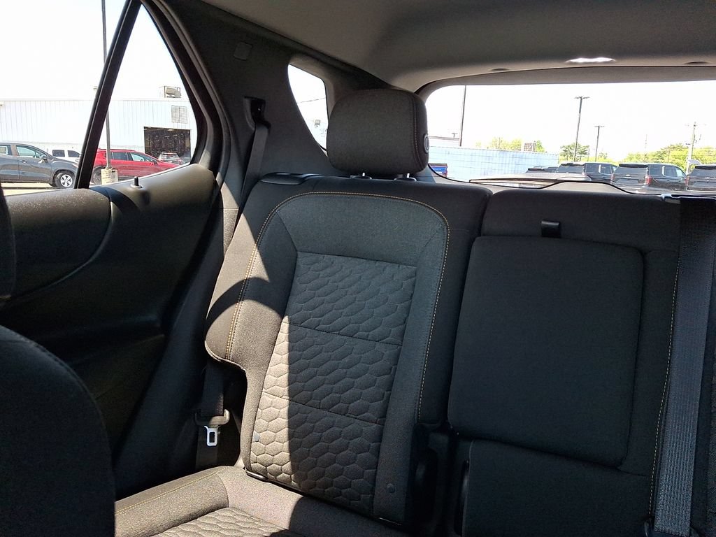 Used 2020 Chevrolet Equinox LT FWD image 19