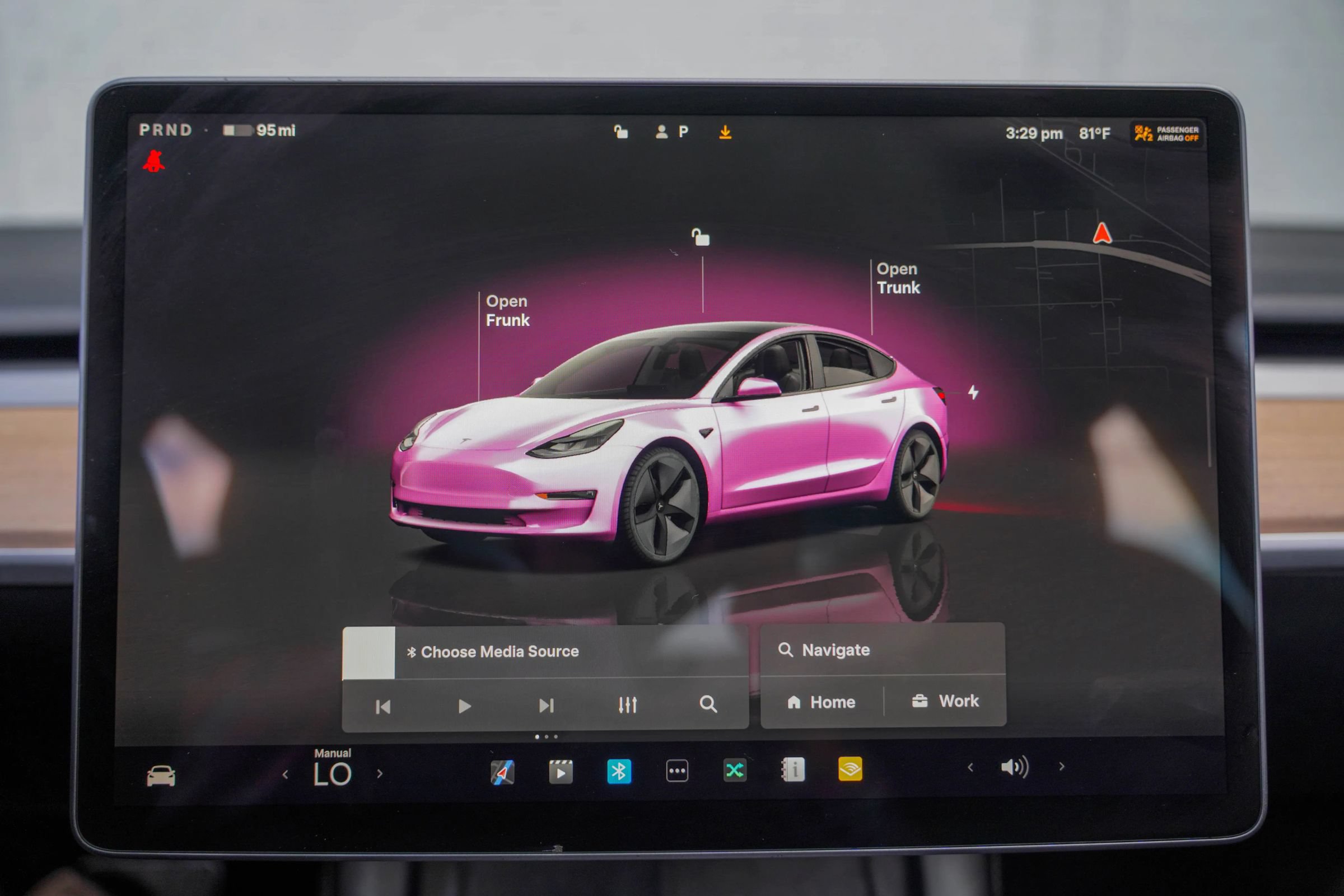 Used 2022 Tesla Model 3 Standard Range RWD image 16