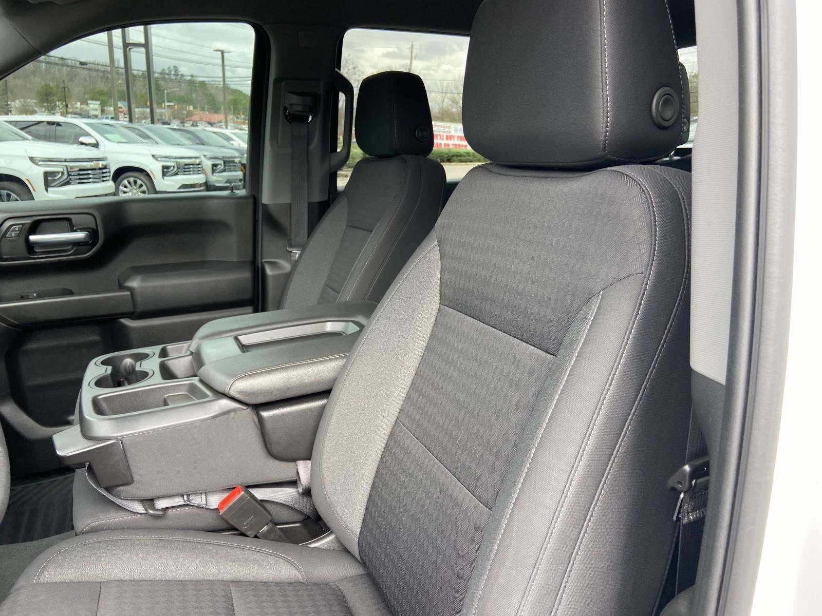 Used 2022 Chevrolet Silverado 1500 Custom image 6