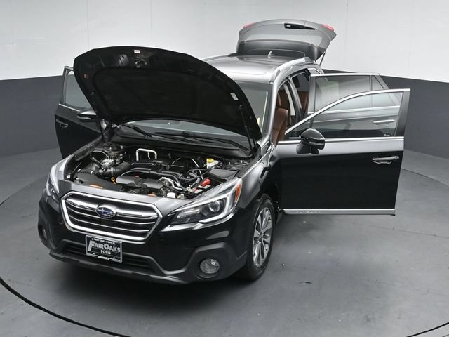 Used 2019 Subaru Outback 2.5i Touring w/ Popular Package #3A AWD/4WD image 56