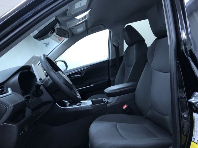 Certified 2025 Toyota RAV4 XLE image 18