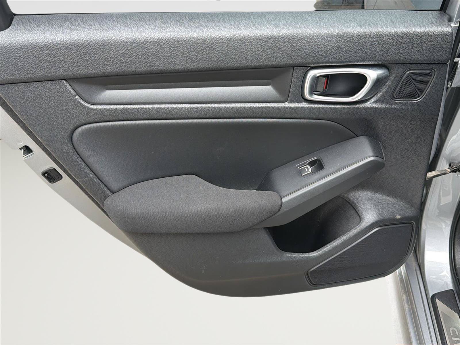 Used 2023 Honda Civic Sport image 19