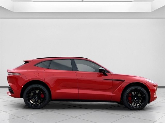 Used 2023 Aston Martin DBX image 9