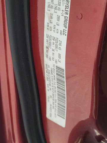 Used 2014 Chrysler Town & Country Touring-L image 33