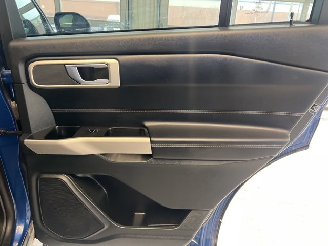 Used 2023 Ford Explorer XLT w/ Equipment Group 202A image 12
