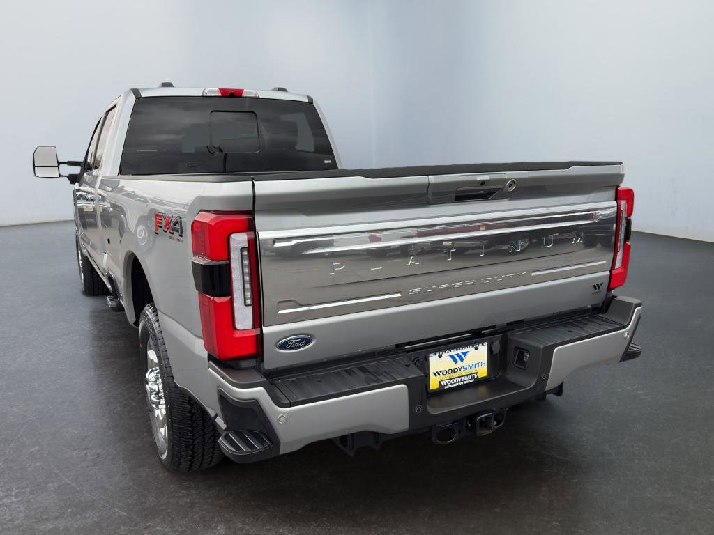 Used 2024 Ford F350 Platinum AWD/4WD image 3