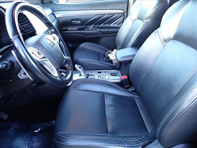 Used 2020 Mitsubishi Outlander SEL image 12