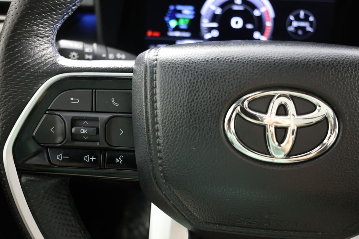 Used 2023 Toyota Tundra Platinum AWD/4WD image 29