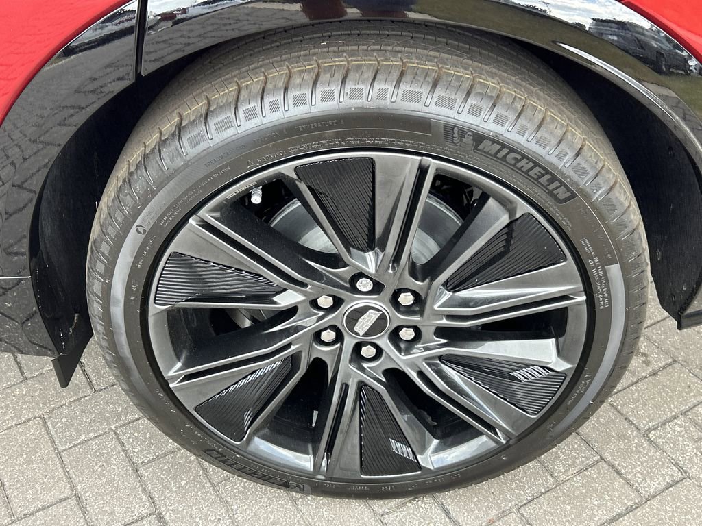 New 2026 Cadillac Lyriq Signature Sport w/ Nappa Leather Package AWD/4WD image 30