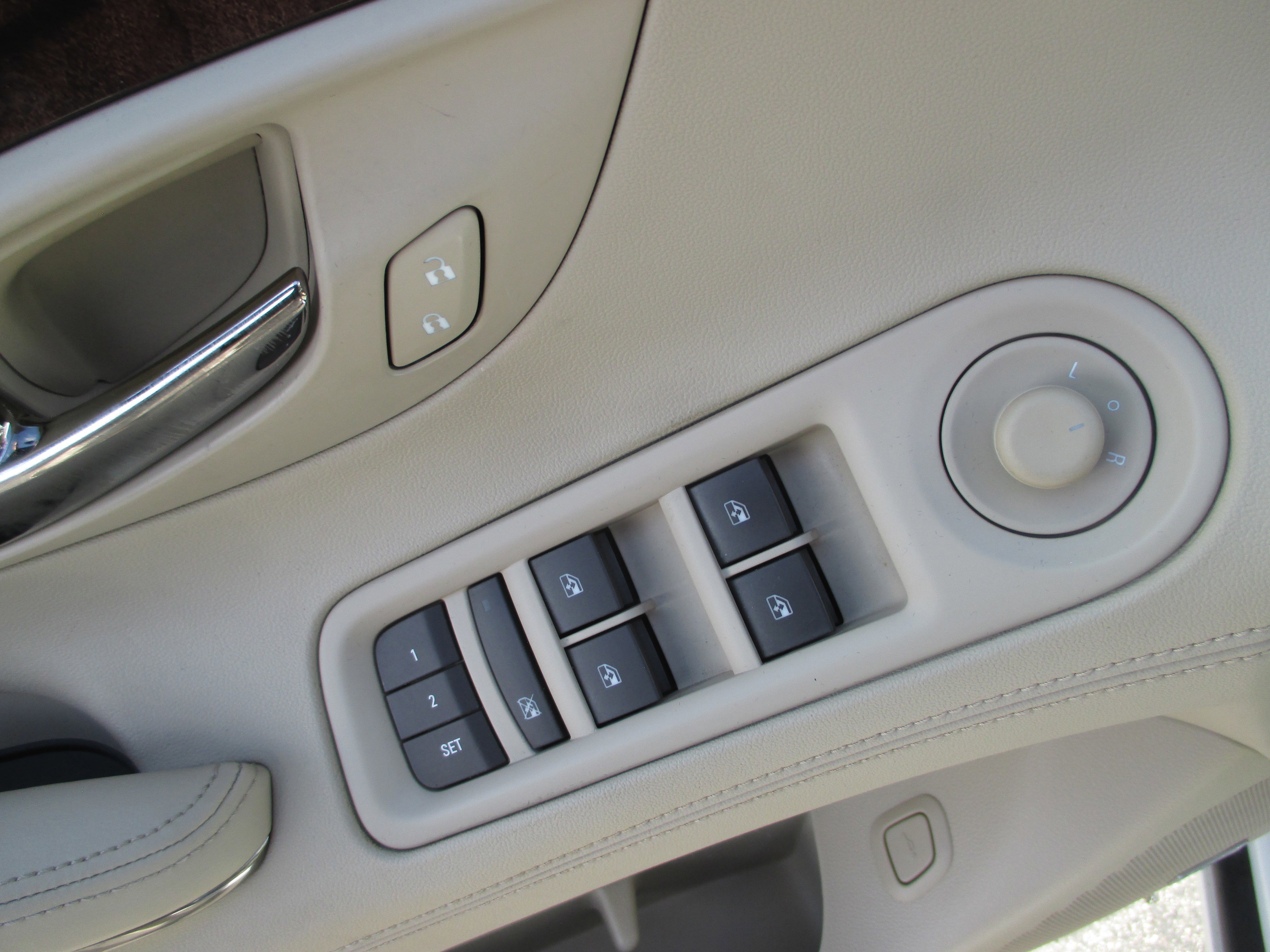 Used 2016 Buick LaCrosse Premium w/ Driver Confidence Package #1 image 13