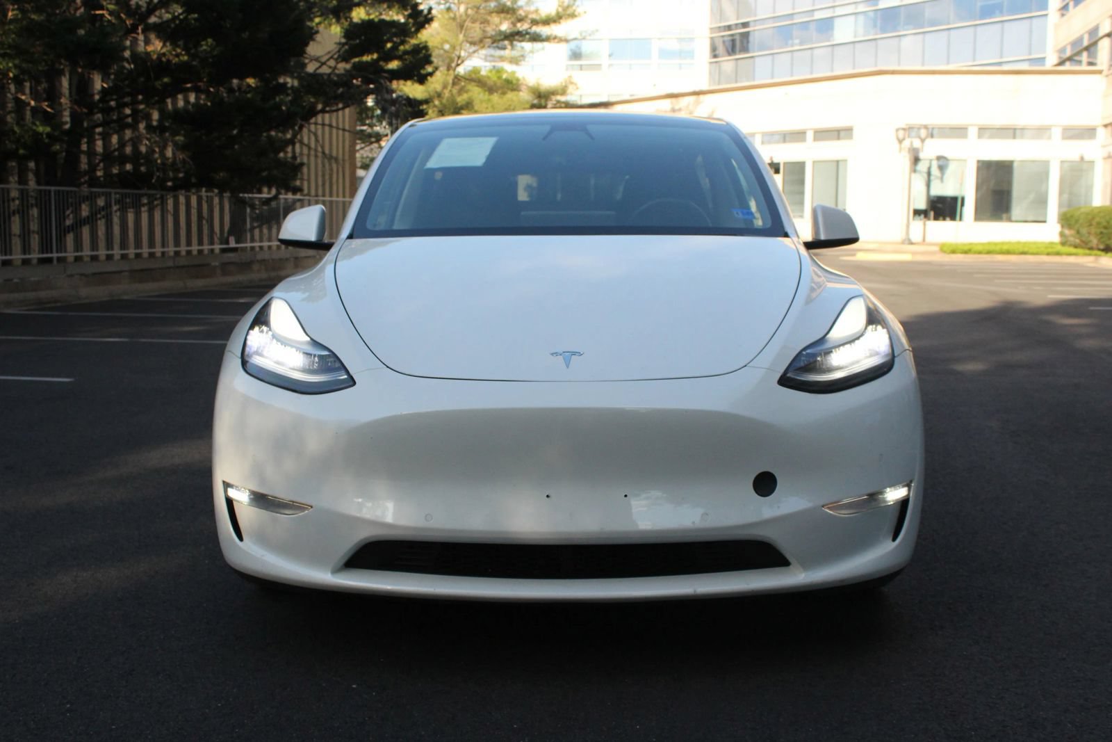 Used 2020 Tesla Model Y Long Range AWD/4WD image 3