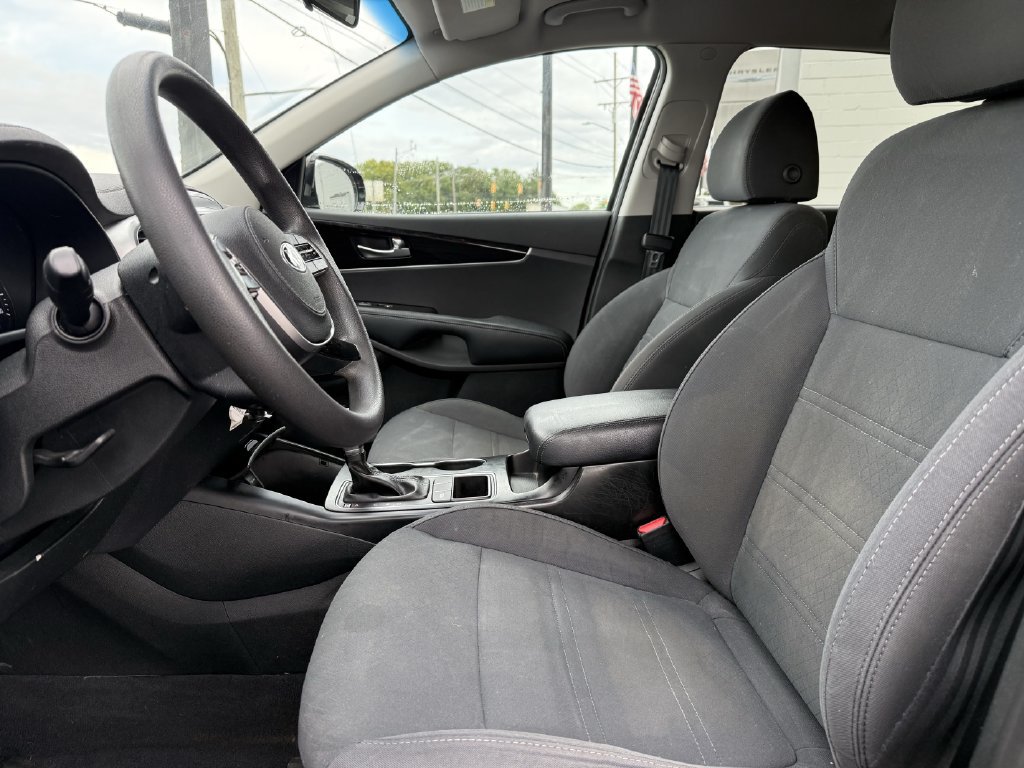 Used 2019 Kia Sorento FWD image 5
