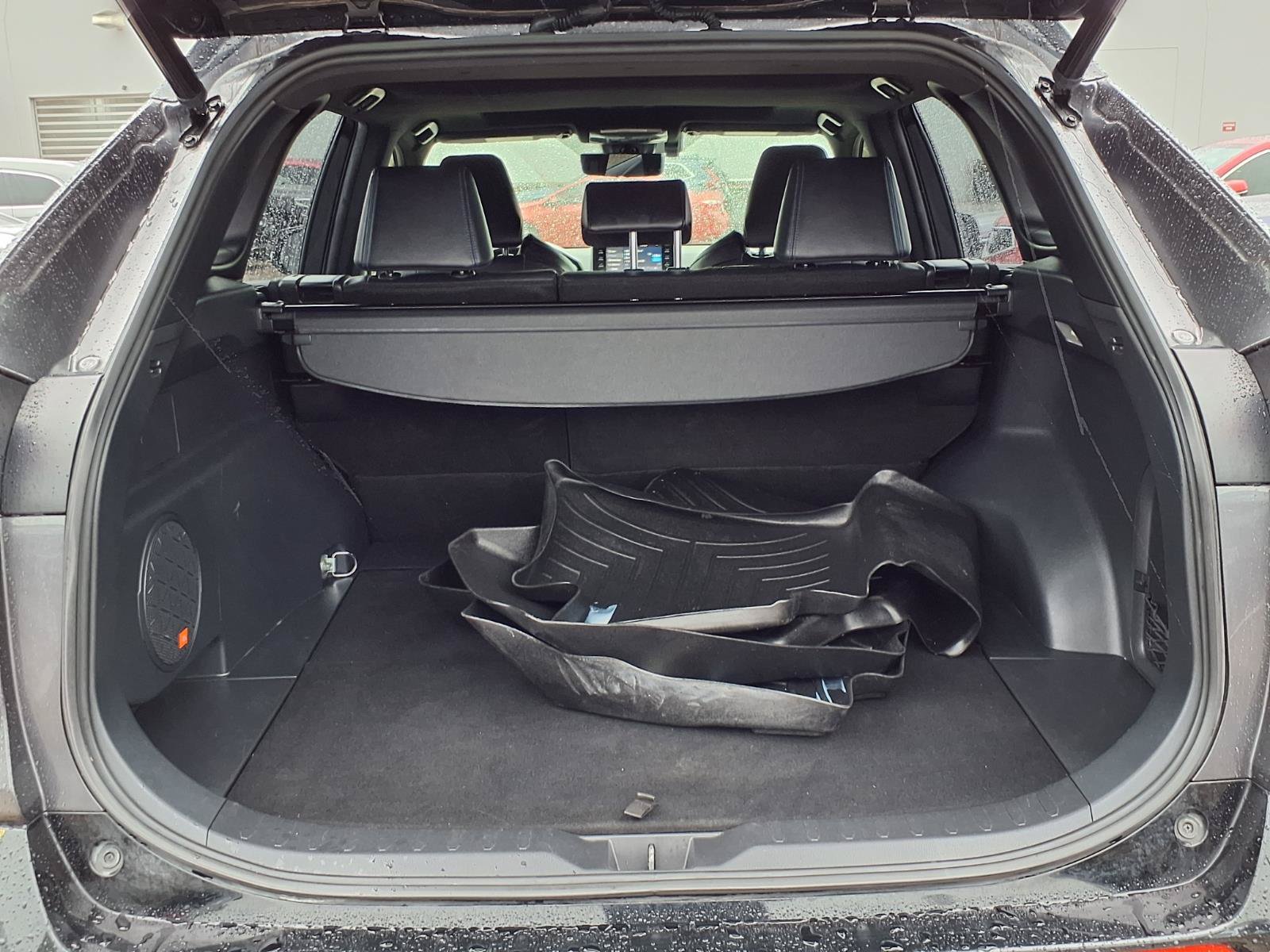 Used 2020 Toyota RAV4 XSE AWD/4WD image 20