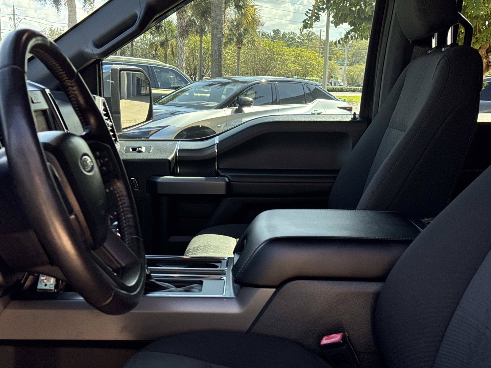 Used 2018 Ford F150 XLT w/ Equipment Group 302A Luxury RWD image 13